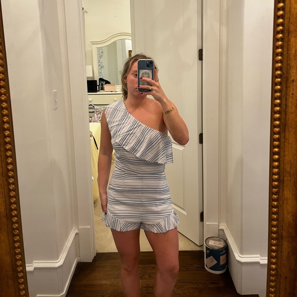 BB DAKOTA blue and white one shoulder romper